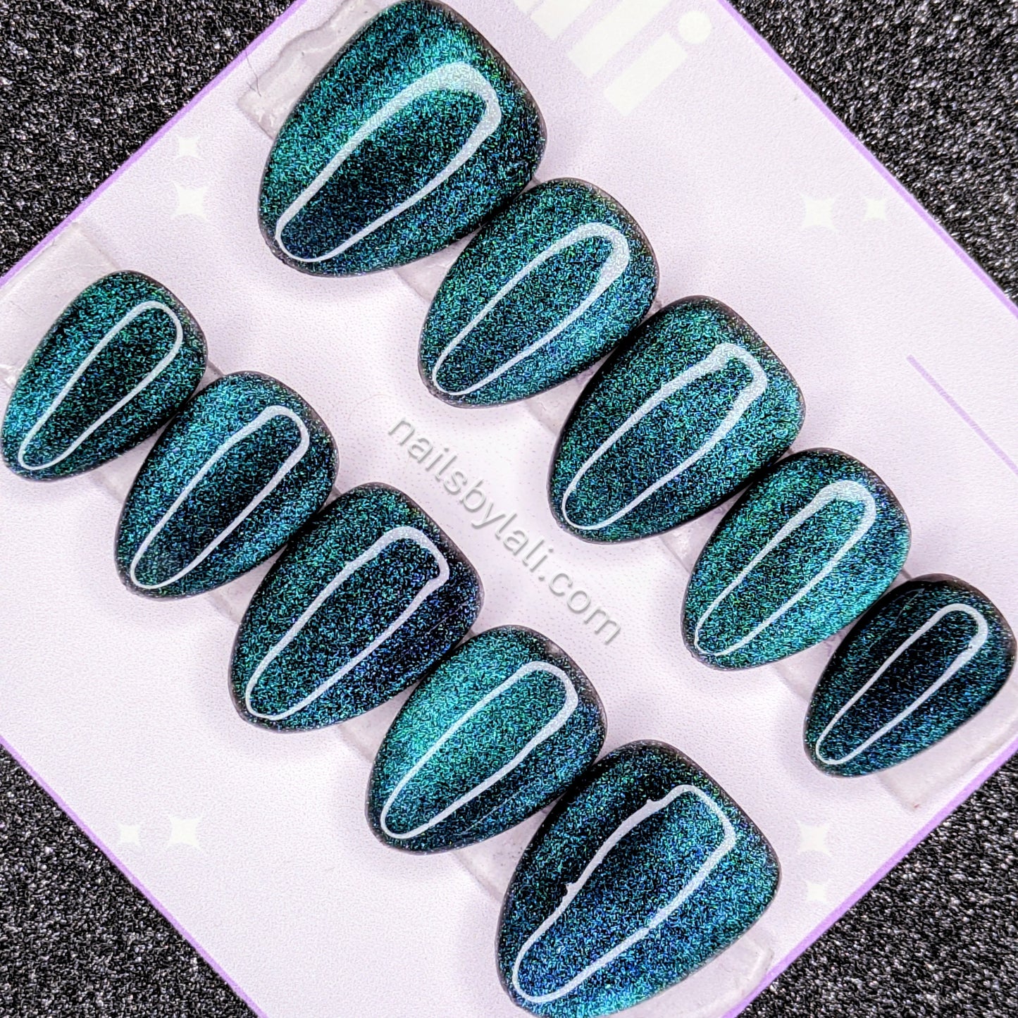Large Almond Extra Short Velvet Cat Eye Color Shifting